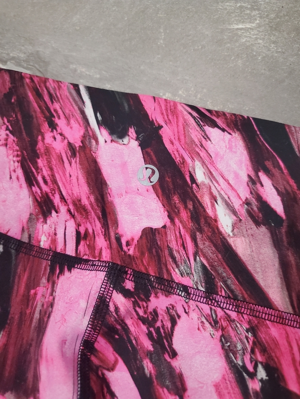 Lululemon Wunder Train High-Rise Short 6". Incentive Refresh Multi. Pink Size 10 - Picture 5 of 10